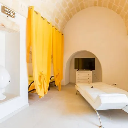 Villa Lamia Claudia *